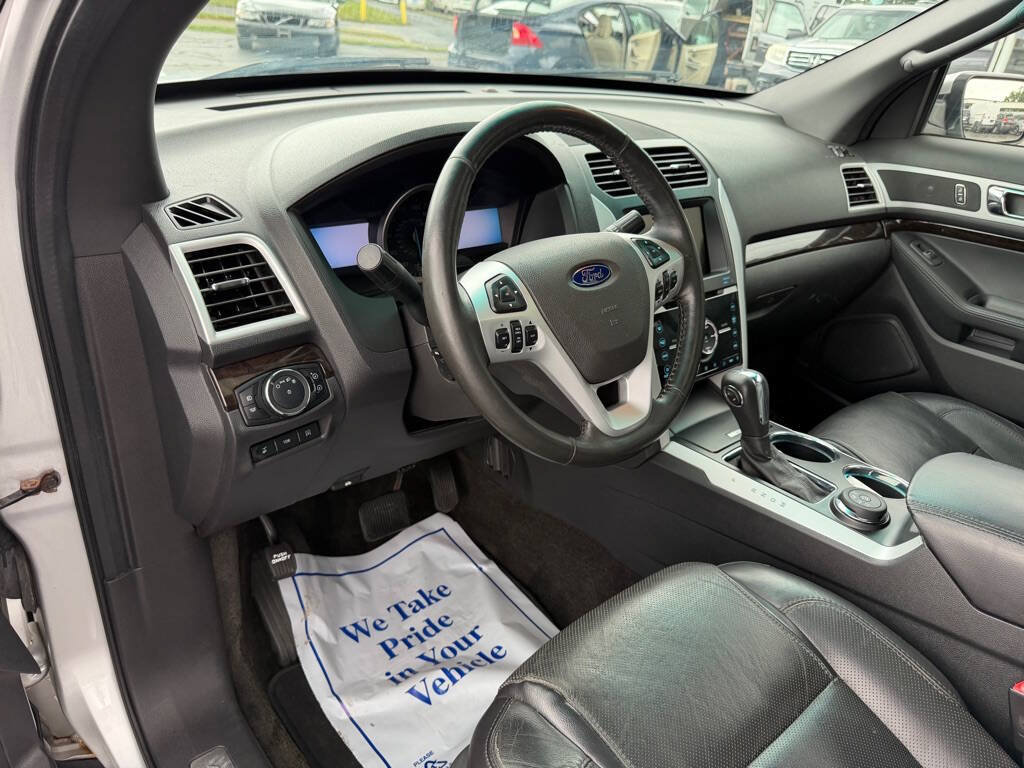 Used 2013 Ford Explorer Limited AWD/4WD image 14