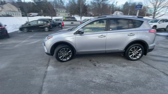 Certified 2018 Toyota RAV4 Limited w/ Advanced Technology Package image 5