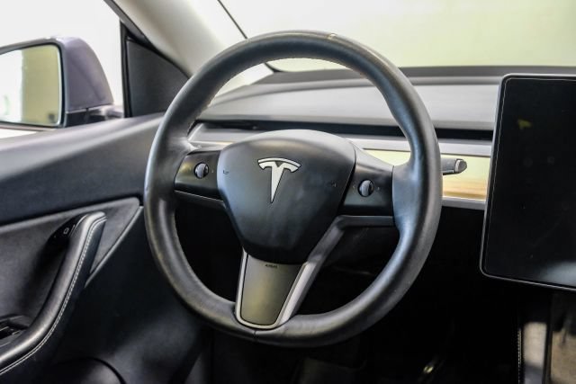 Used 2021 Tesla Model Y 2WD image 24
