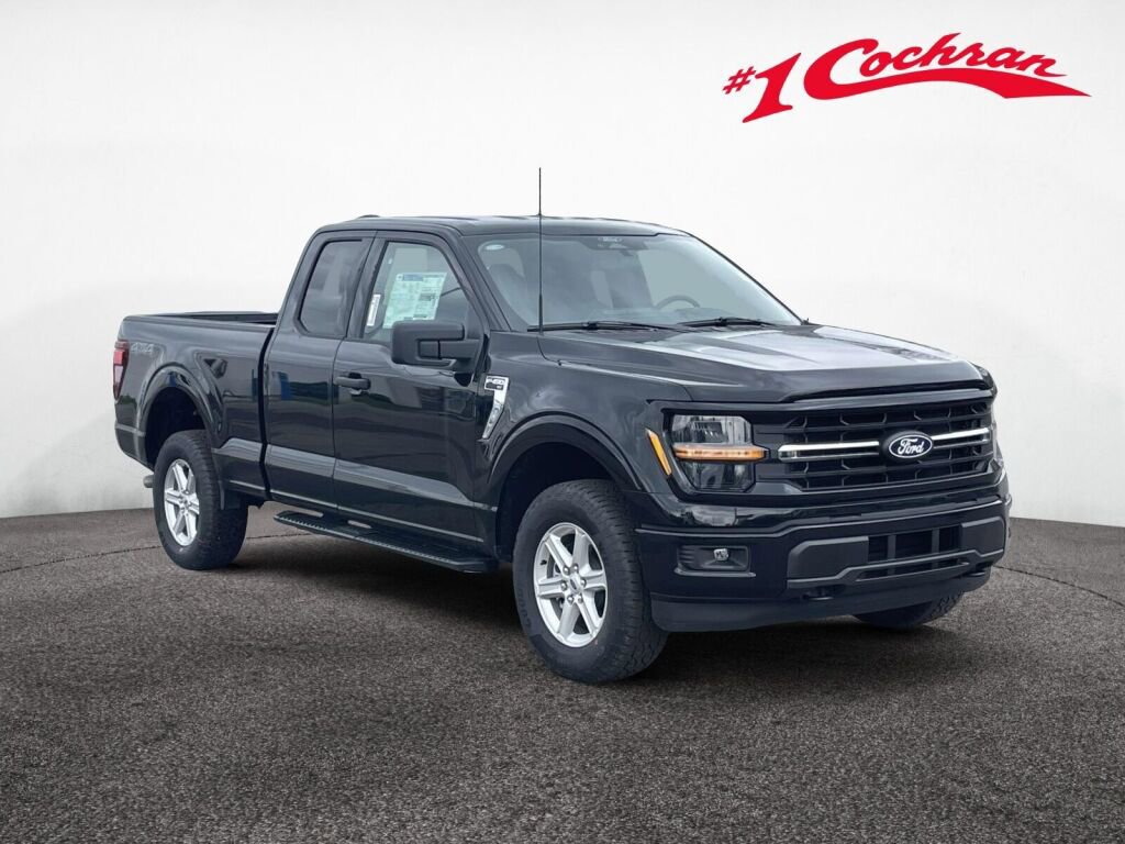 New 2026 Ford F150 XLT w/ Tow/Haul Package AWD/4WD image 1