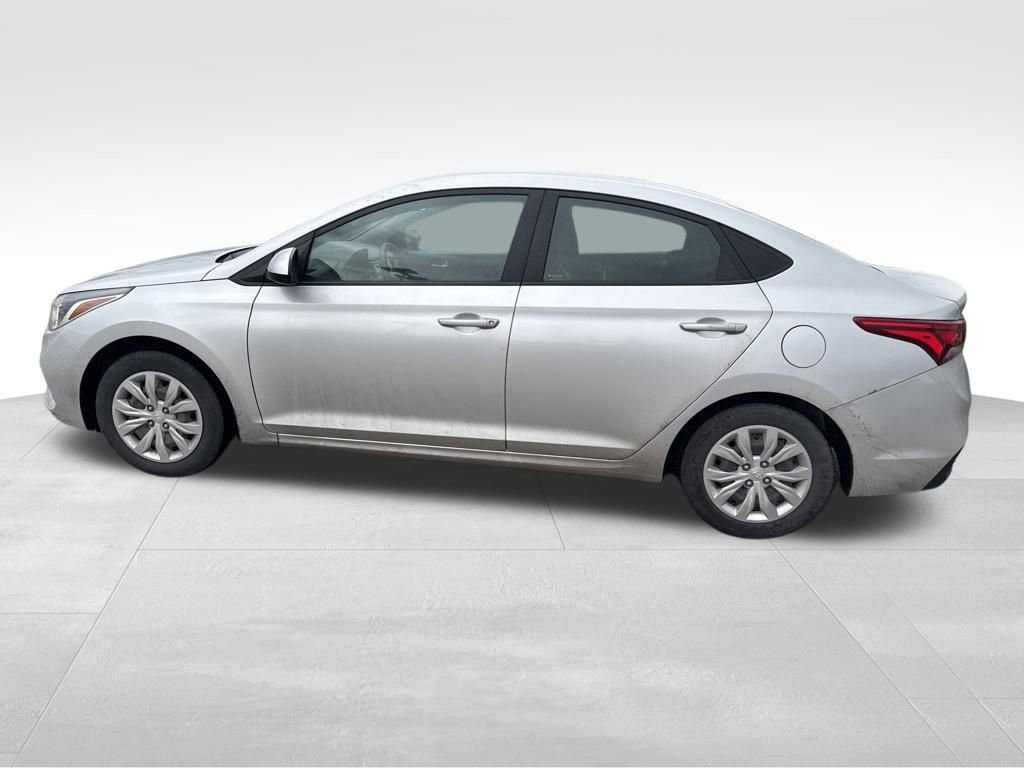Used 2022 Hyundai Accent SE image 15