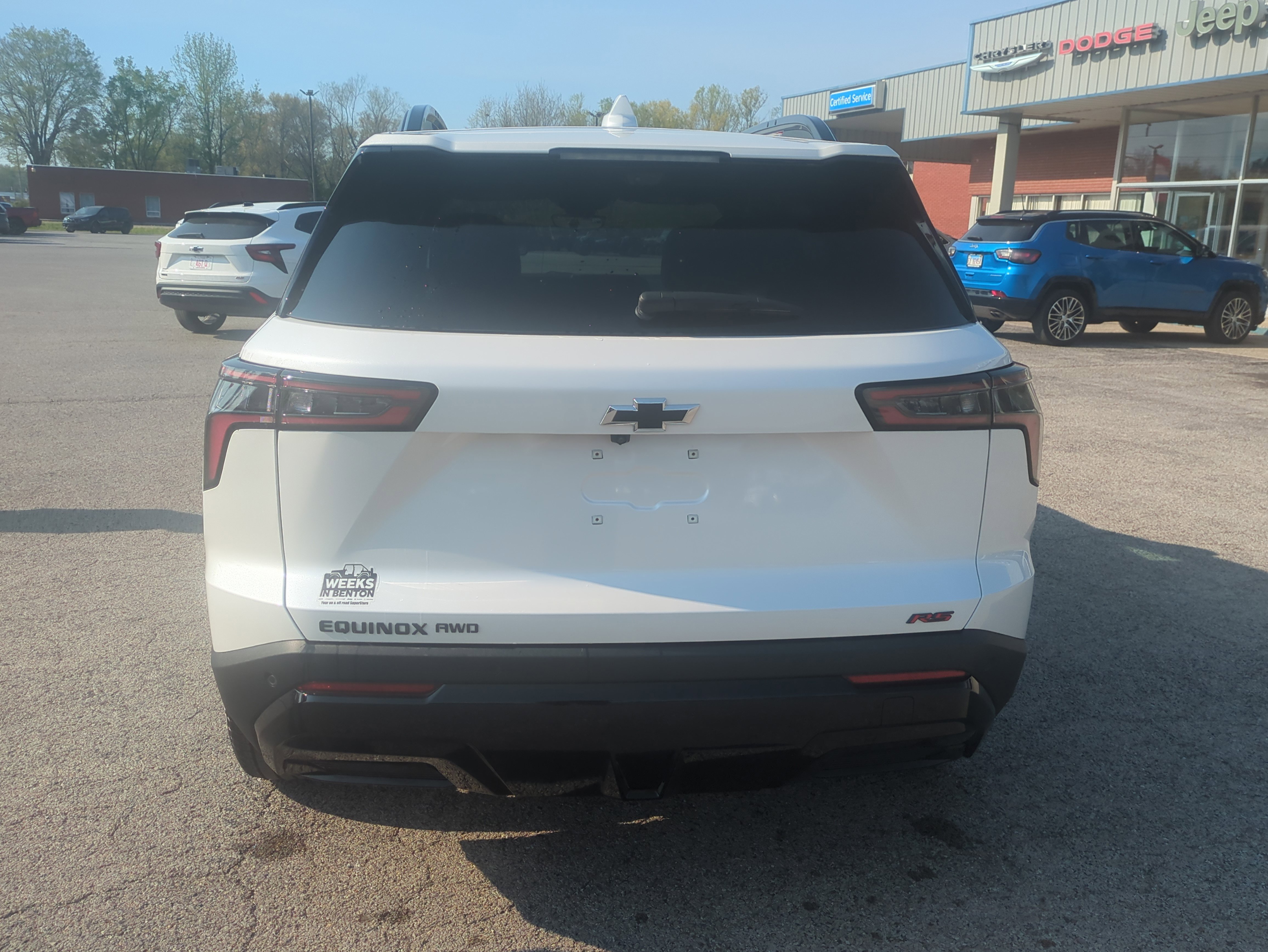 Used 2025 Chevrolet Equinox RS w/ Safety and Technology Package image 3