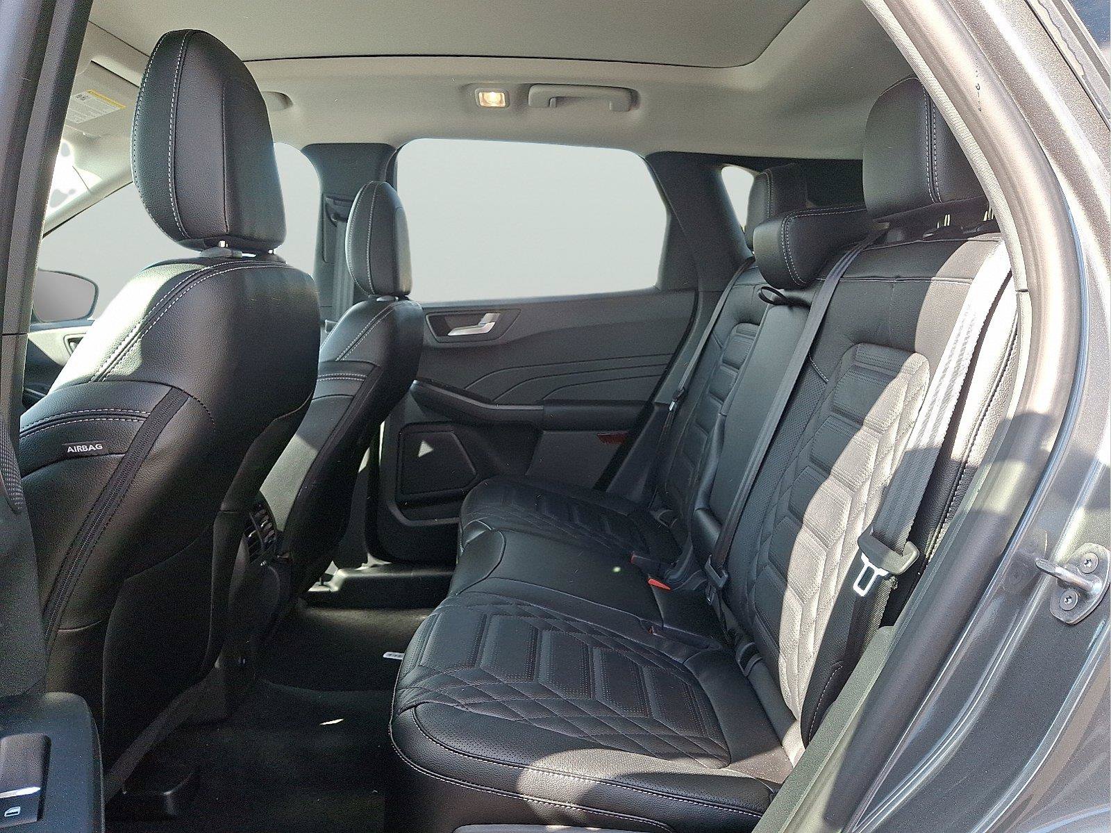 New 2024 Ford Escape SE w/ PHEV Premium Package FWD image 5