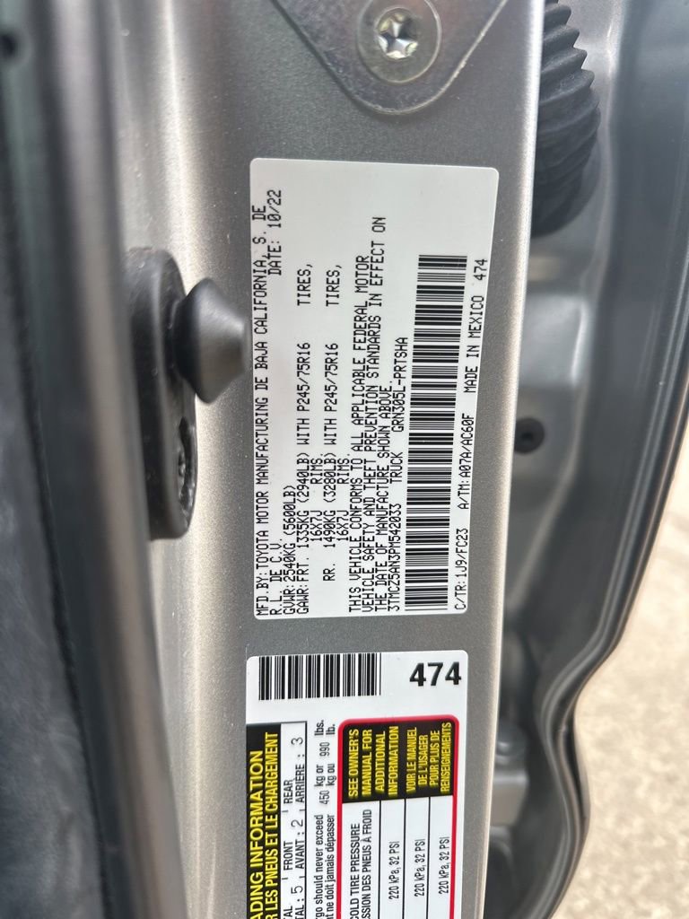 Used 2023 Toyota Tacoma SR5 AWD/4WD image 36