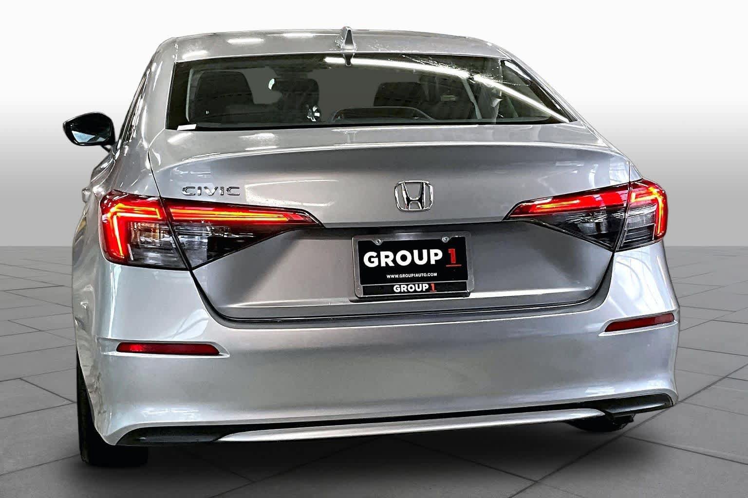 Used 2024 Honda Civic LX image 5