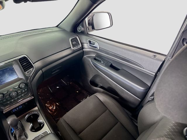 Used 2019 Jeep Grand Cherokee Laredo image 22