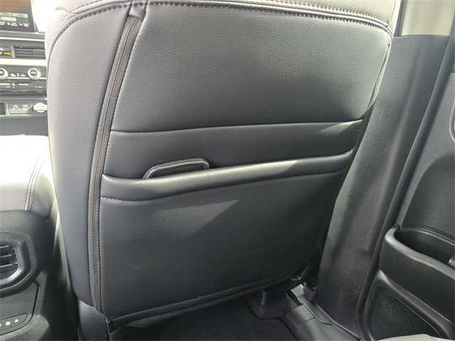 Used 2023 Honda Pilot Touring image 15