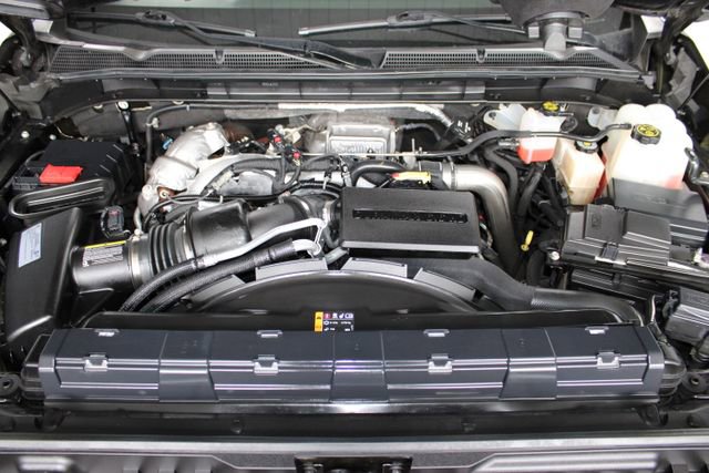 Used 2022 GMC Sierra 3500 Denali w/ Denali Ultimate Package AWD/4WD image 32