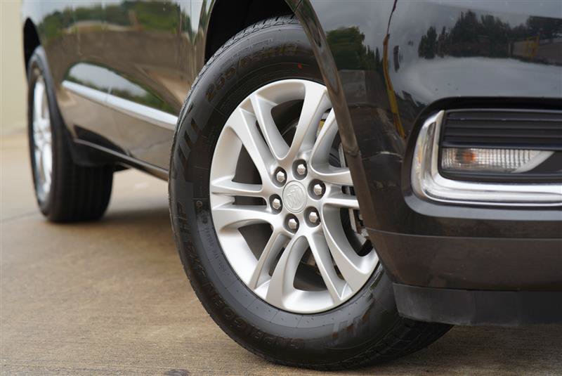Used 2020 Buick Enclave Essence FWD image 15