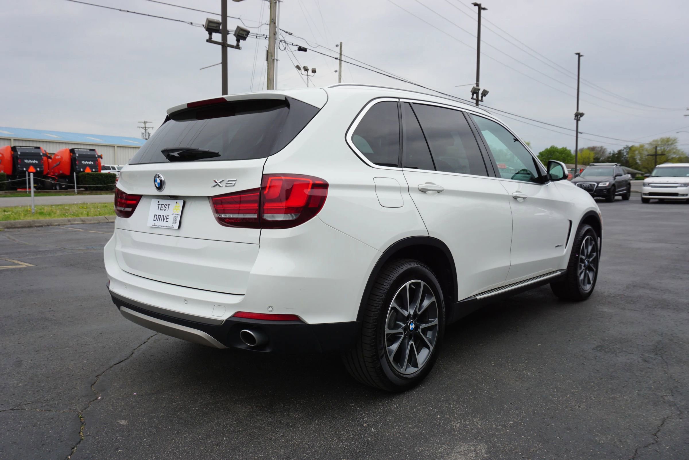 Used 2015 BMW X5 xDrive35d image 5