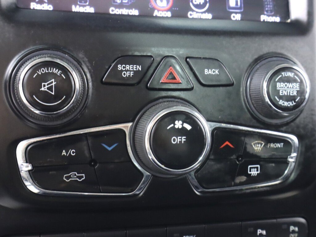 Used 2015 RAM 1500 Outdoorsman AWD/4WD image 21