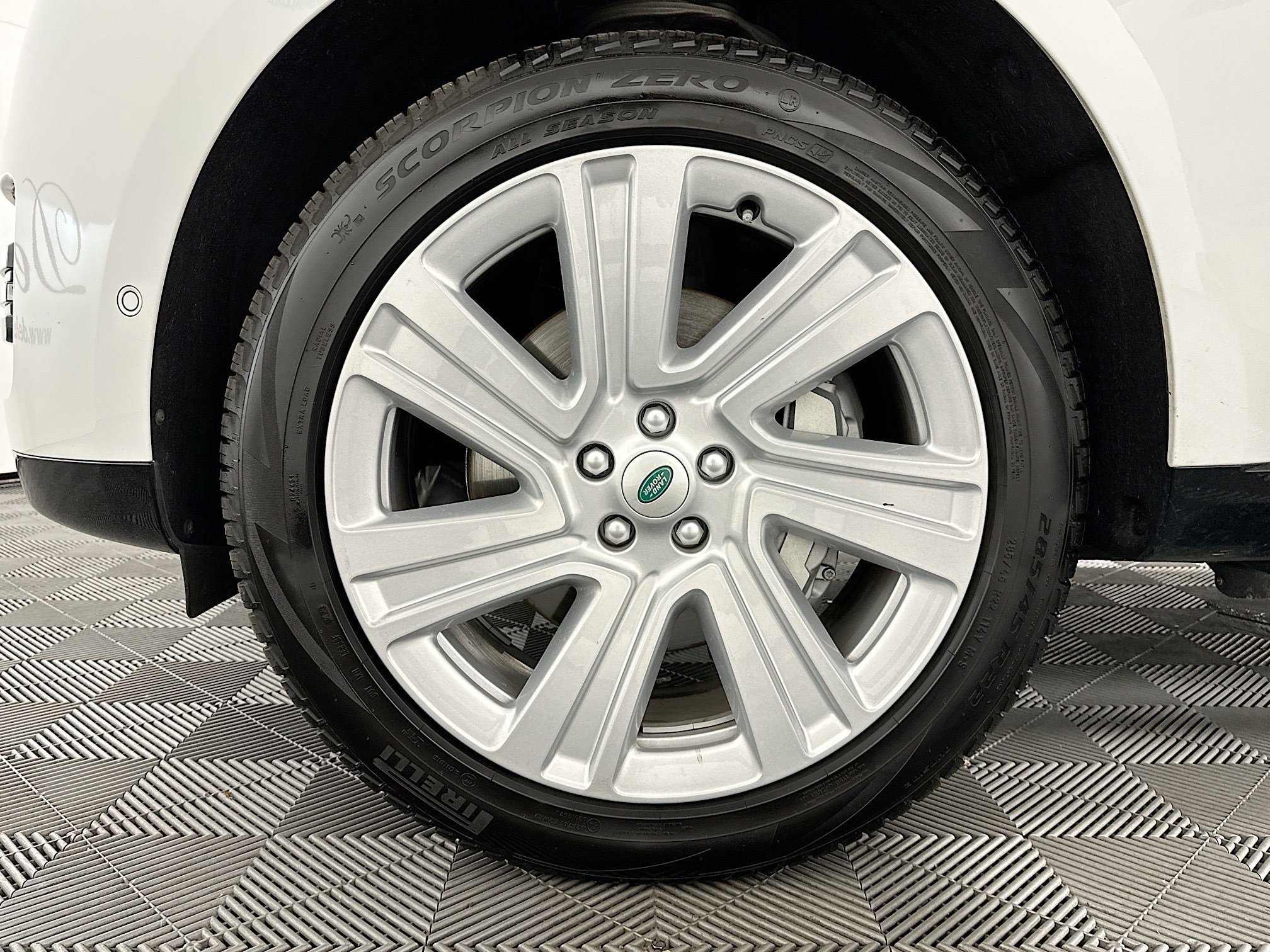 Used 2023 Land Rover Range Rover SE AWD/4WD image 35