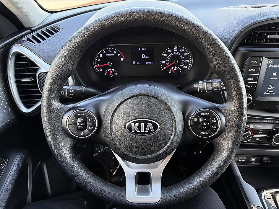 Used 2020 Kia Soul LX image 17