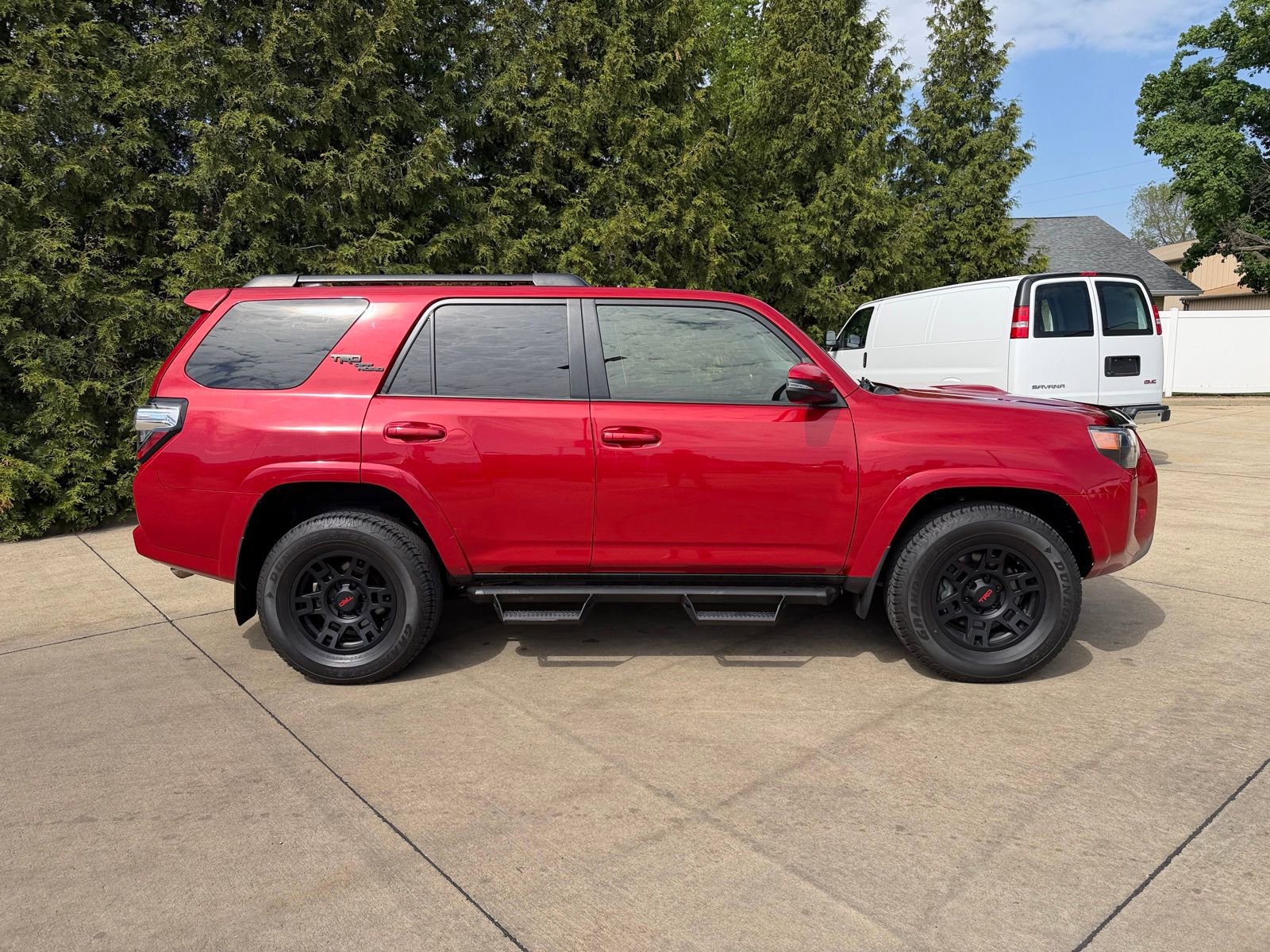 Used 2023 Toyota 4Runner TRD Off-Road Premium w/ Moonroof Package AWD/4WD image 31