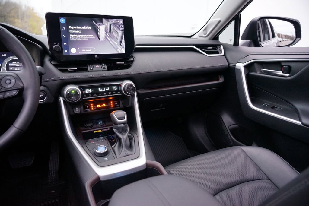 Used 2023 Toyota RAV4 Limited image 22