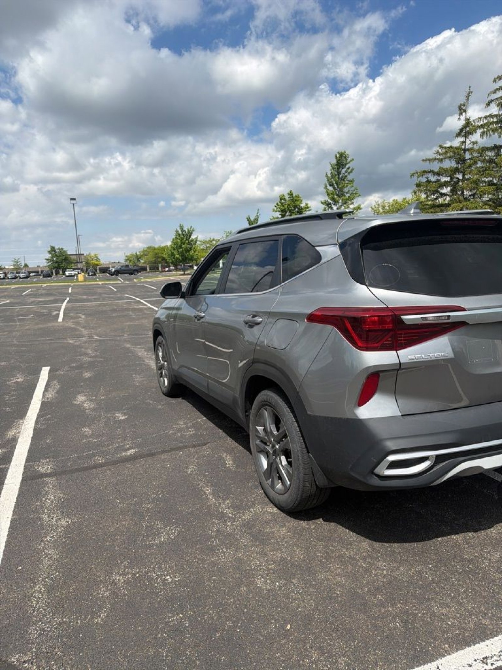 Used 2023 Kia Seltos S w/ Navigation Package FWD image 6