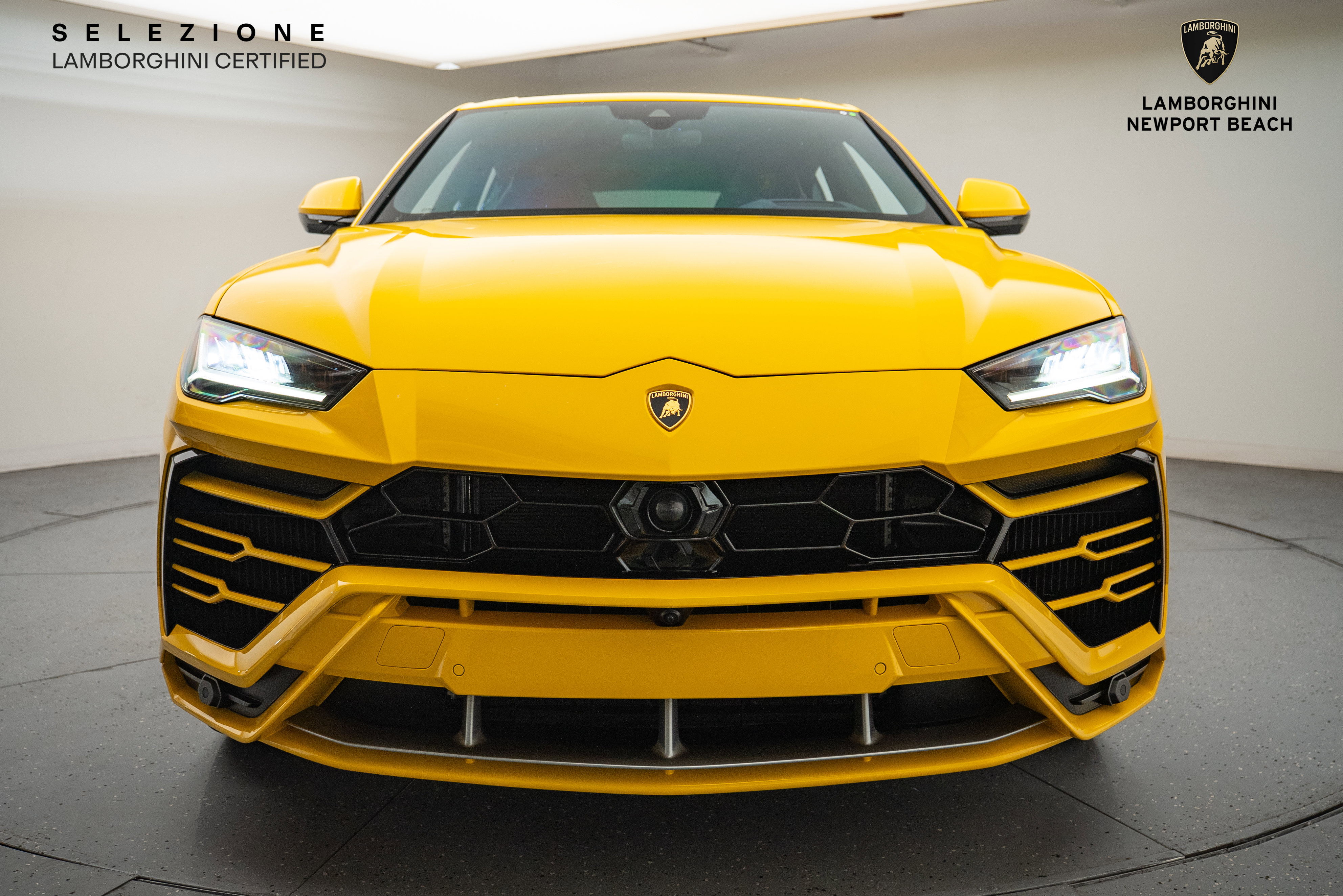 Used 2022 Lamborghini Urus image 11