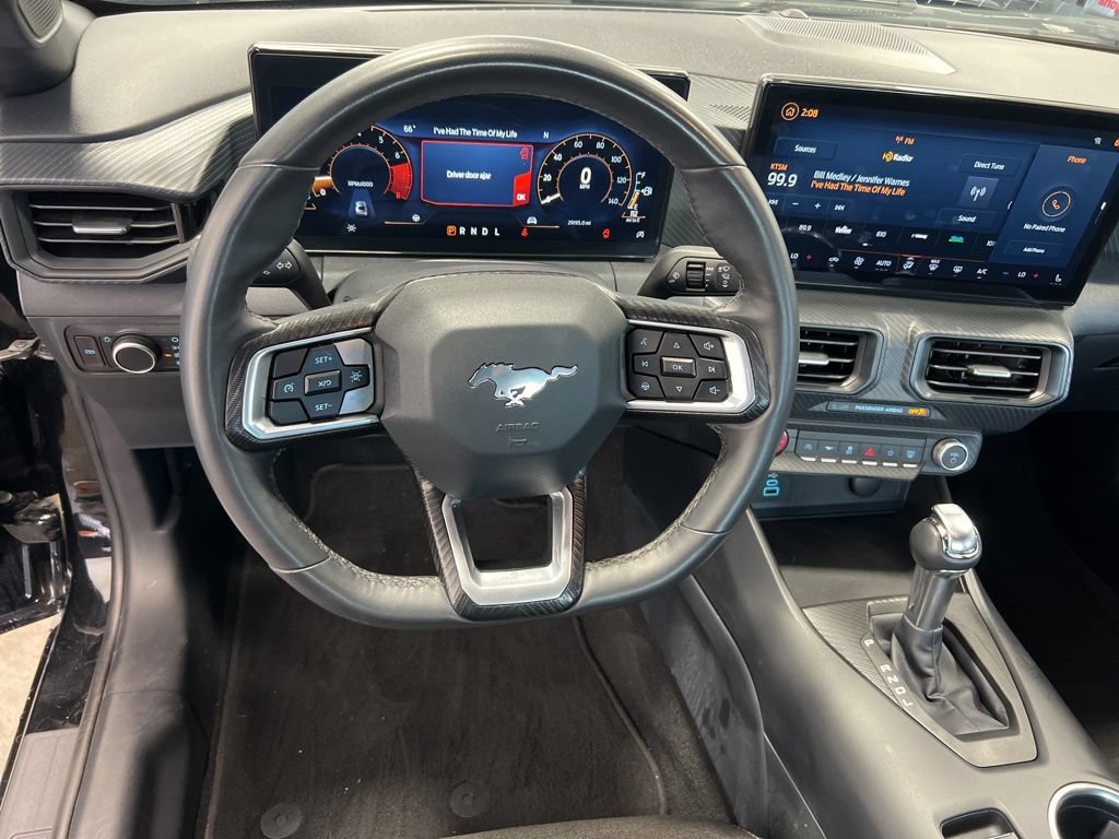 Used 2024 Ford Mustang Coupe RWD image 15