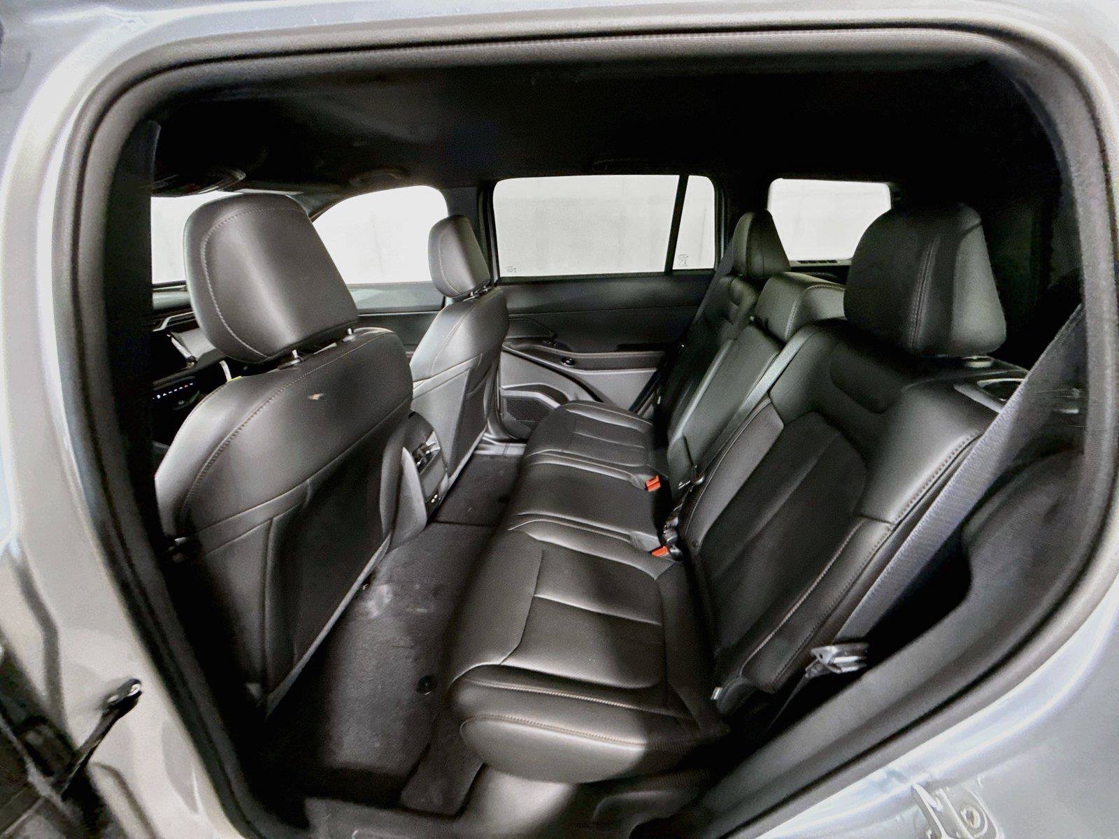 New 2026 Jeep Cherokee Limited AWD/4WD image 16