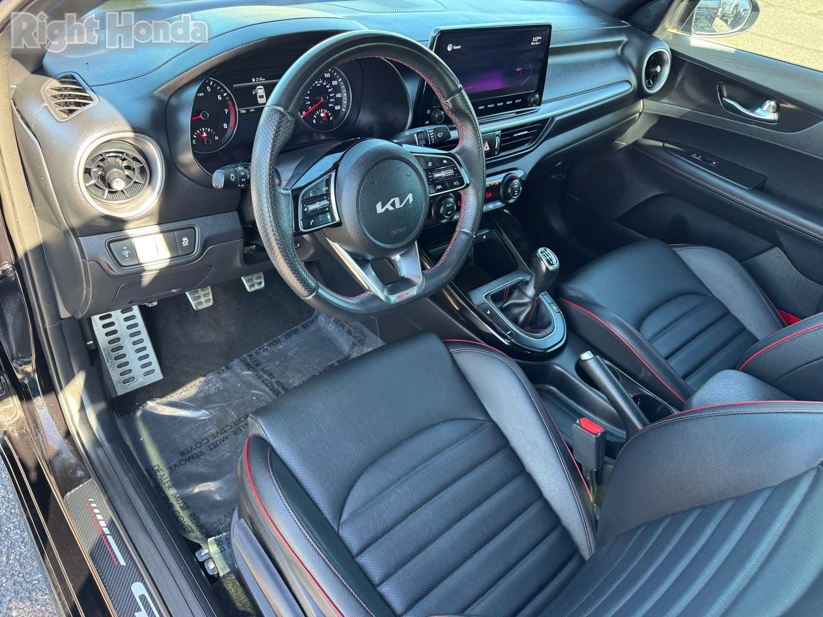 Used 2022 Kia Forte GT image 15