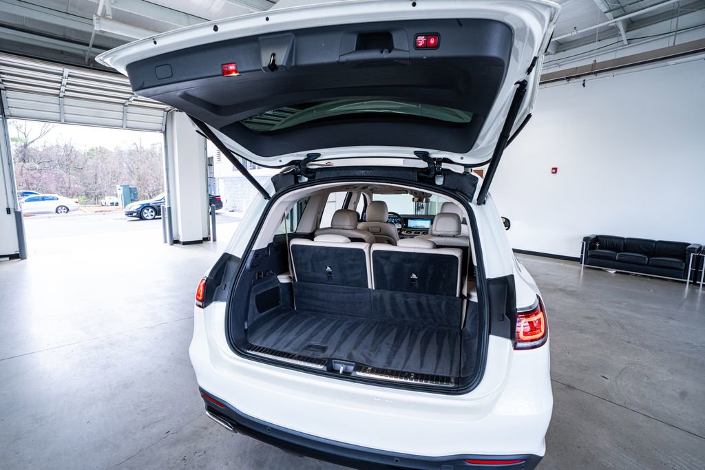 Used 2020 Mercedes-Benz GLS 580 4MATIC w/ E-Active Body Control Package image 62