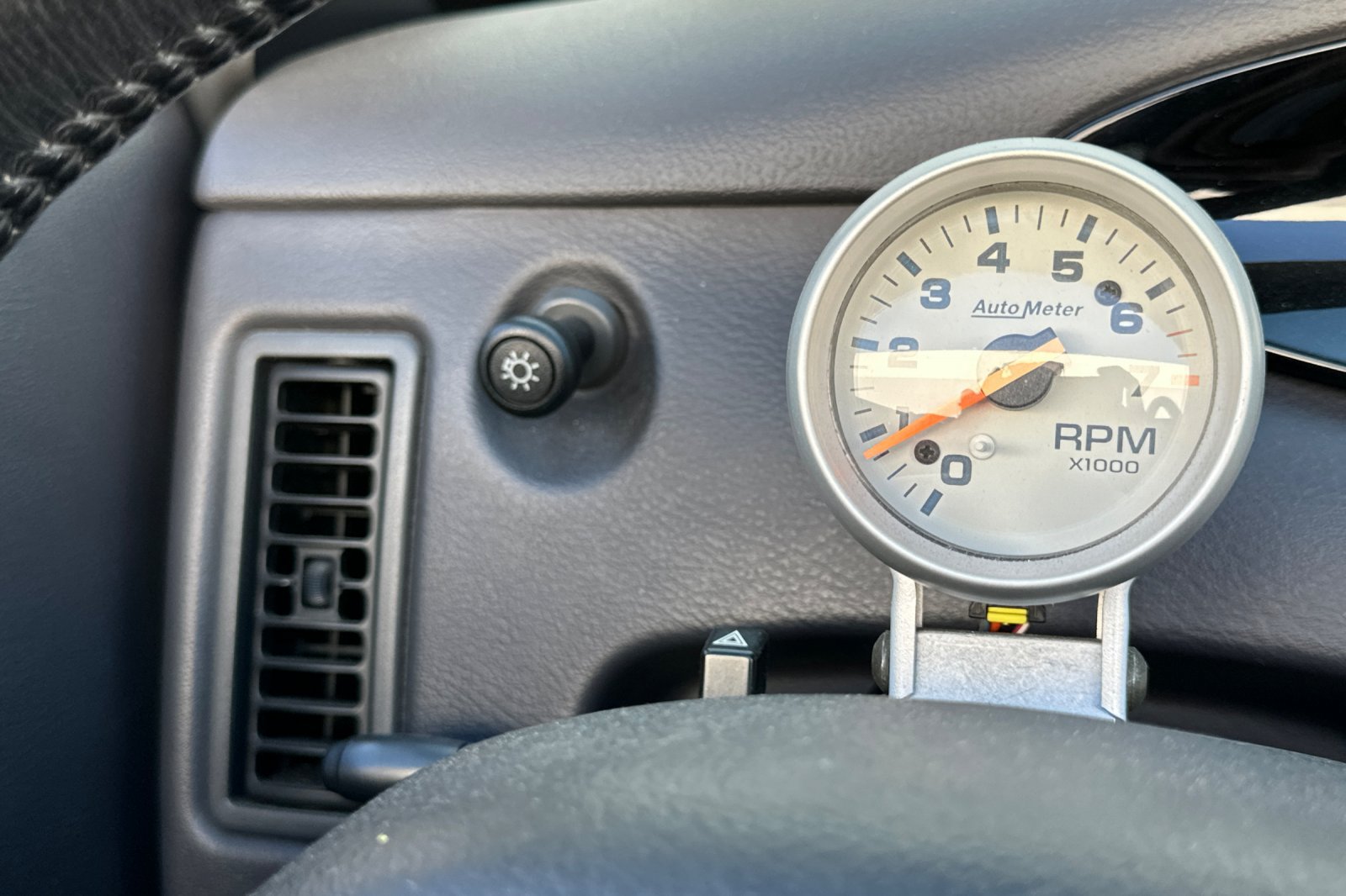 Used 1999 Plymouth Prowler RWD image 34