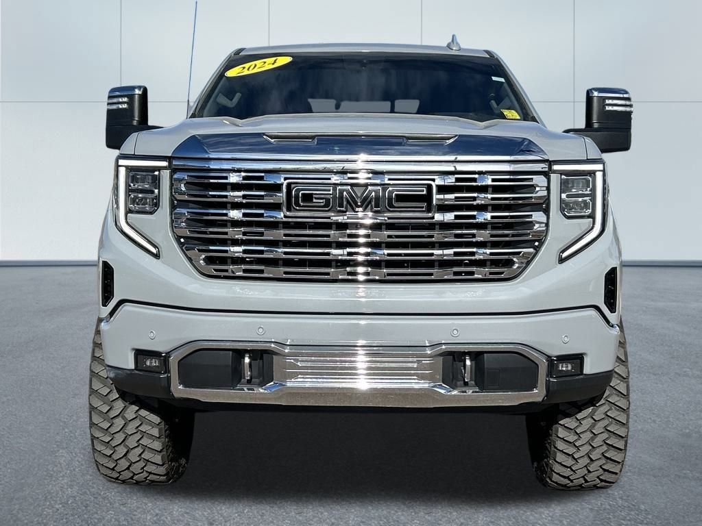 Used 2024 GMC Sierra 1500 Denali image 3