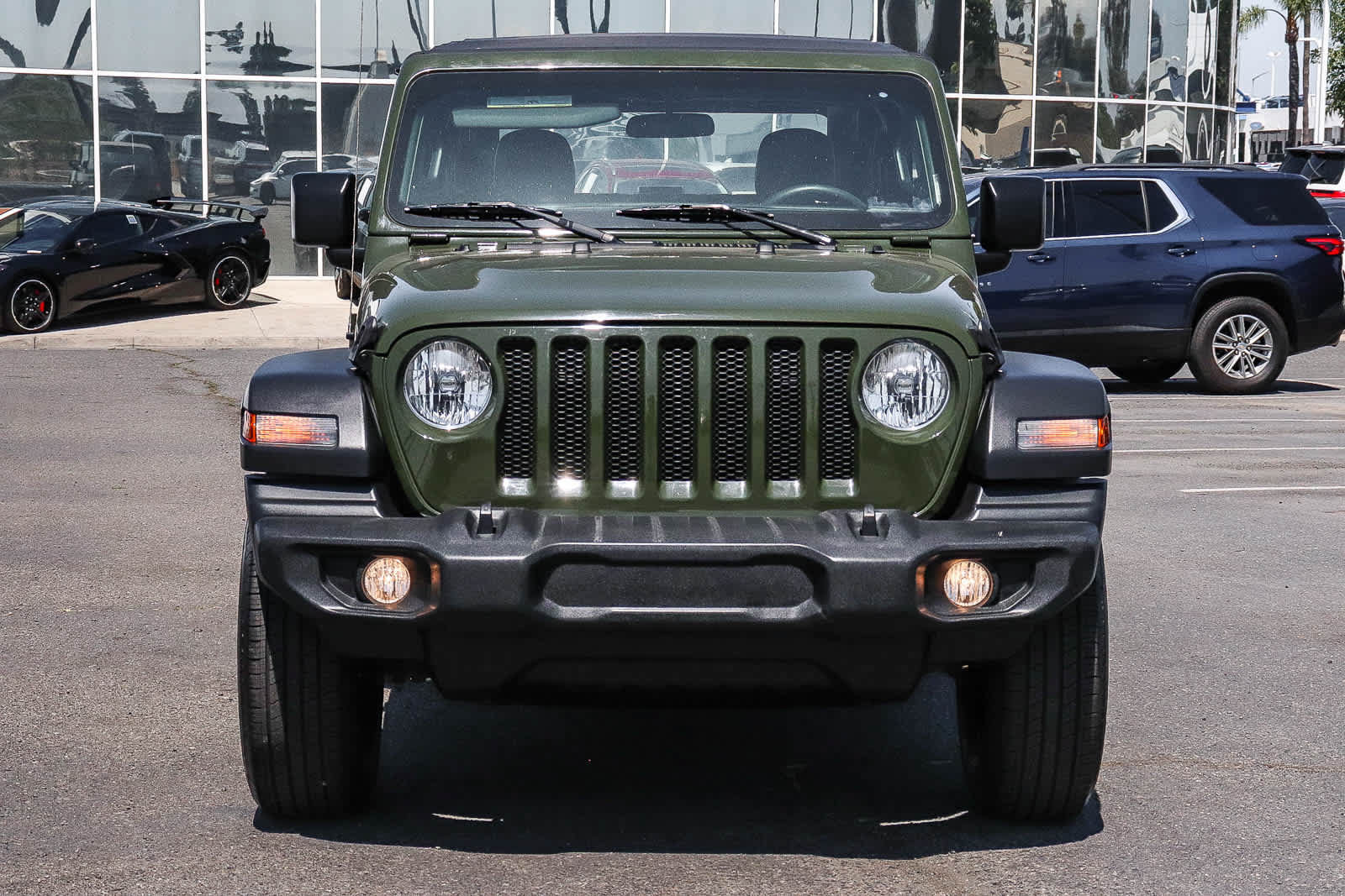 Used 2023 Jeep Wrangler Sport AWD/4WD image 2