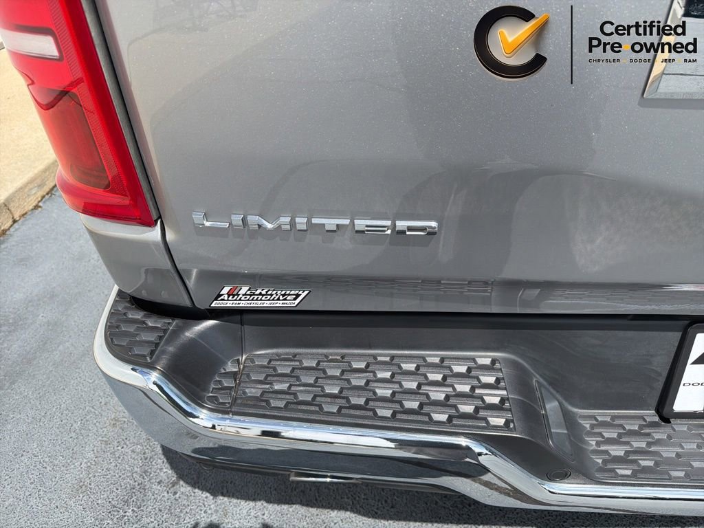 Used 2025 RAM 1500 Limited AWD/4WD image 20