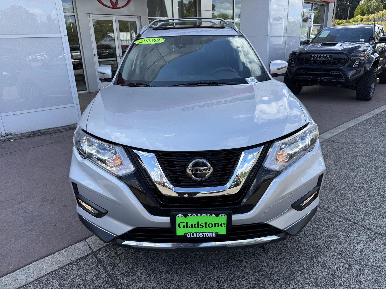 Used 2020 Nissan Rogue SL w/ Premium Package AWD/4WD image 9