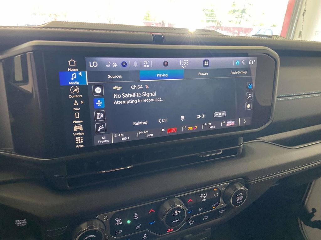 Used 2024 Jeep Wrangler High Altitude AWD/4WD image 28