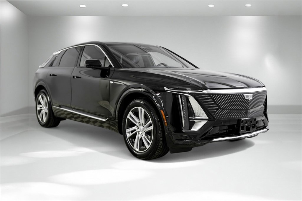 Used 2024 Cadillac Lyriq Tech image 8