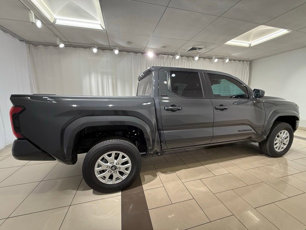 New 2026 Toyota Tacoma SR5 AWD/4WD image 11