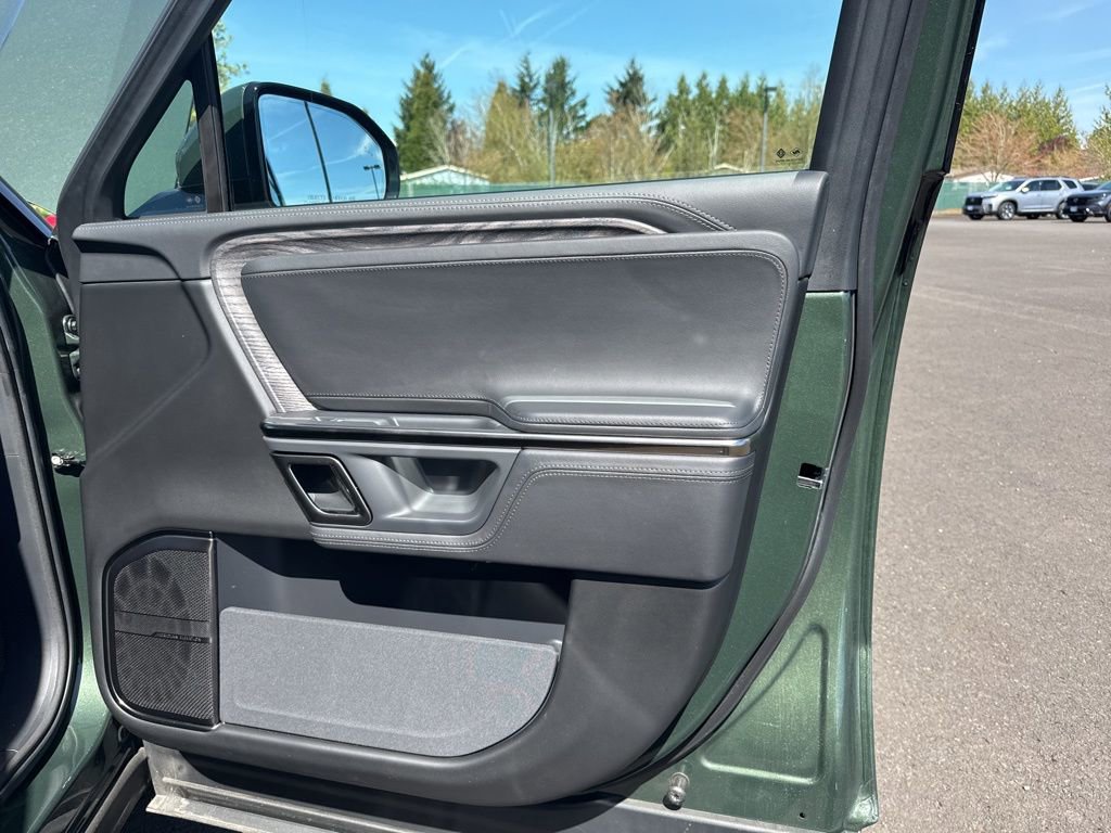 Used 2022 Rivian R1T Adventure image 27