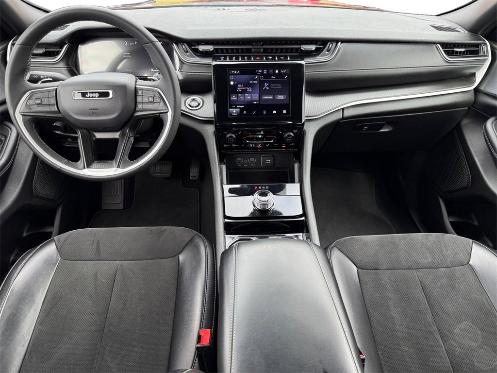 Certified 2023 Jeep Grand Cherokee L Altitude image 11