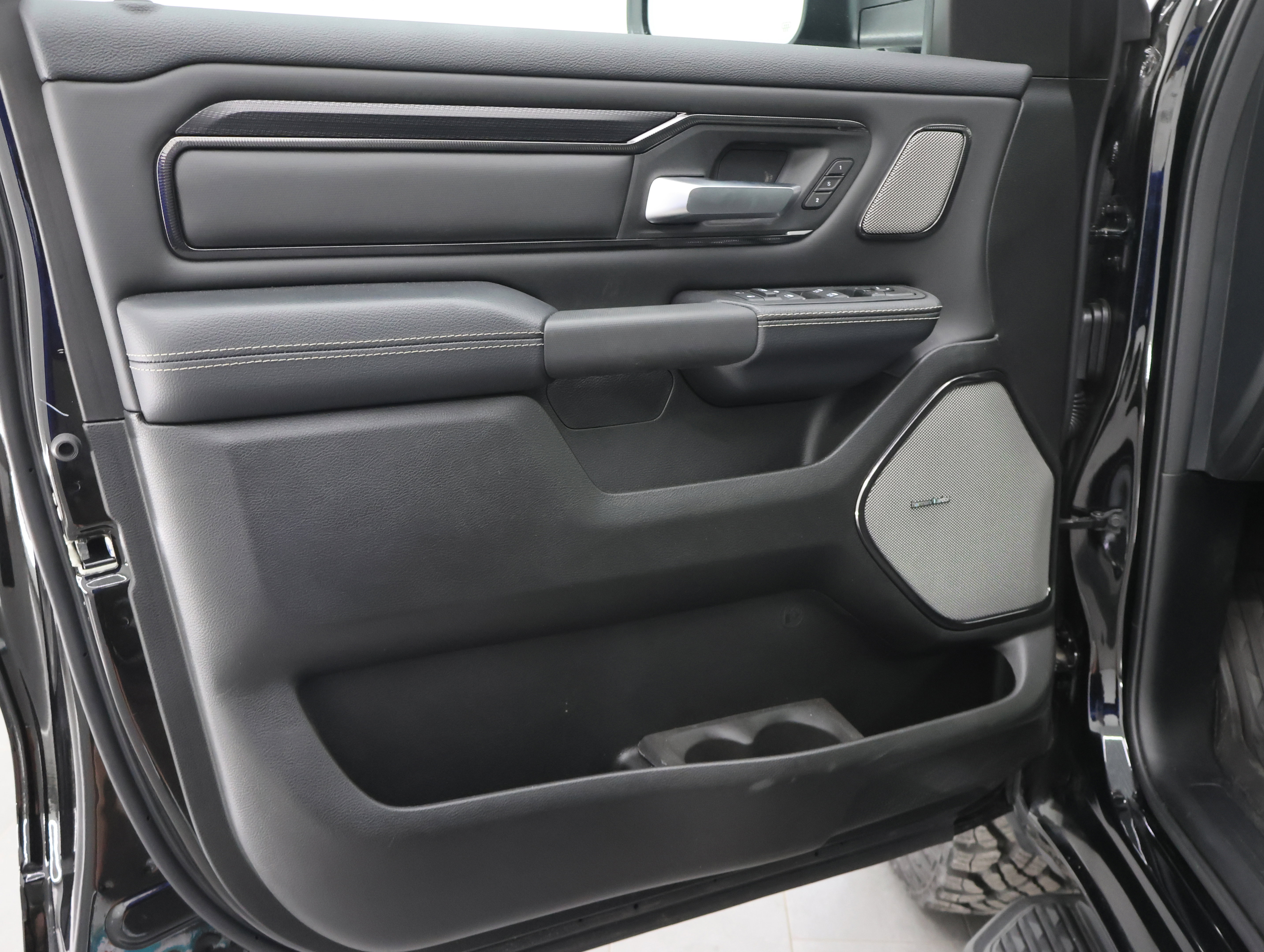 Used 2026 RAM 1500 Rebel w/ Advanced Safety Group II AWD/4WD image 45
