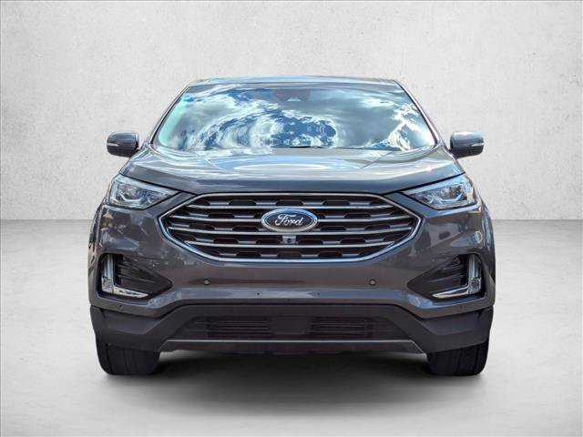 Used 2022 Ford Edge Titanium w/ Equipment Group 301A AWD/4WD image 2