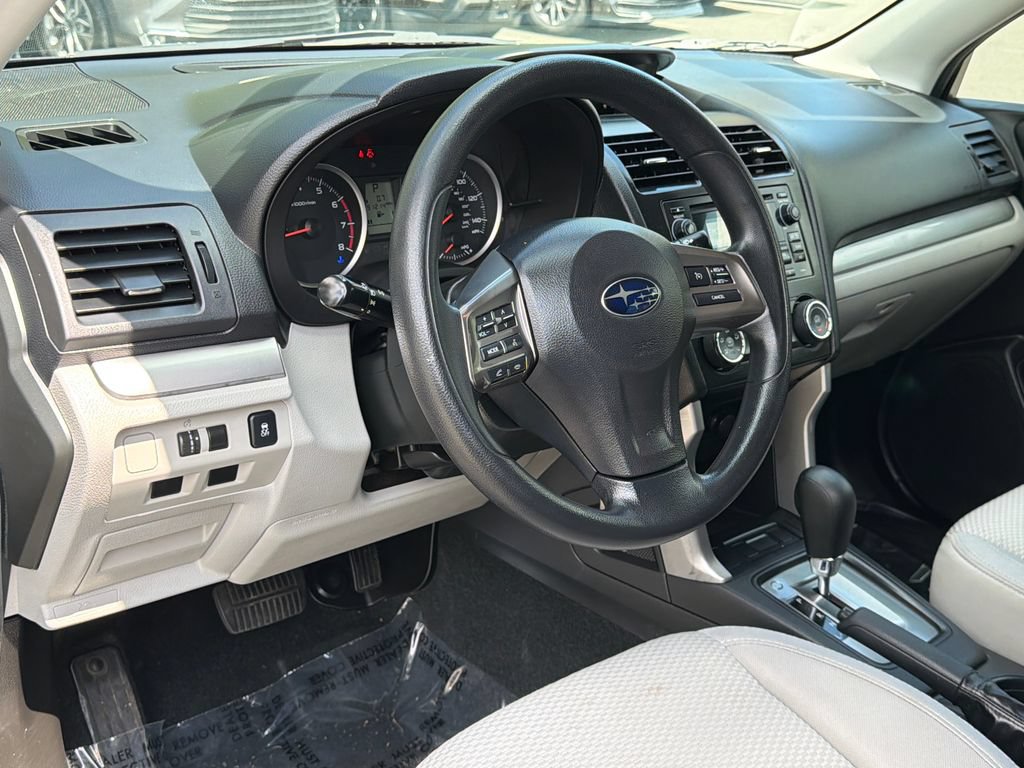 Used 2014 Subaru Forester 2.5i AWD/4WD image 18