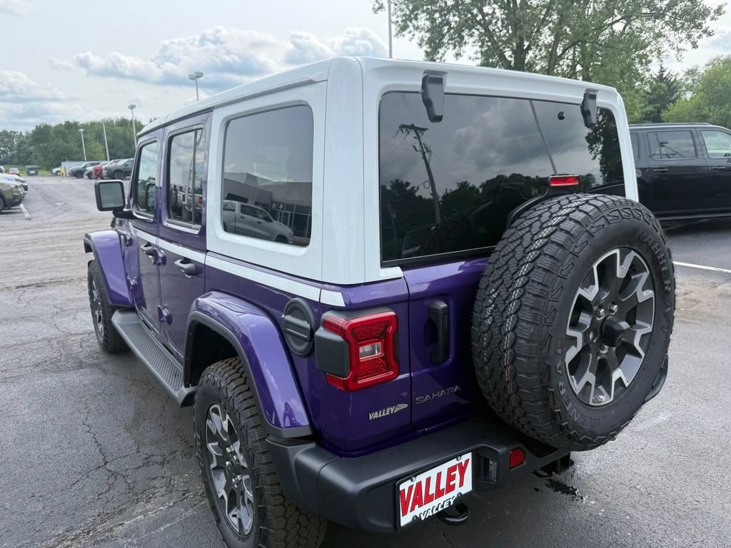 New 2026 Jeep Wrangler Unlimited Sahara w/ Whitecap Package AWD/4WD image 6