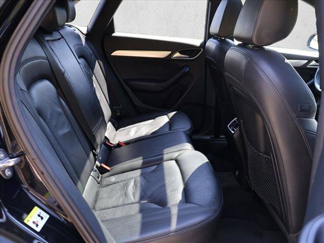 Used 2018 Audi Q3 2.0T Premium Plus w/ Premium Plus Package AWD/4WD image 23