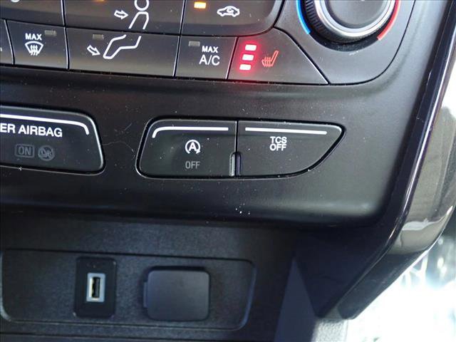 Used 2017 Ford Escape Titanium image 22