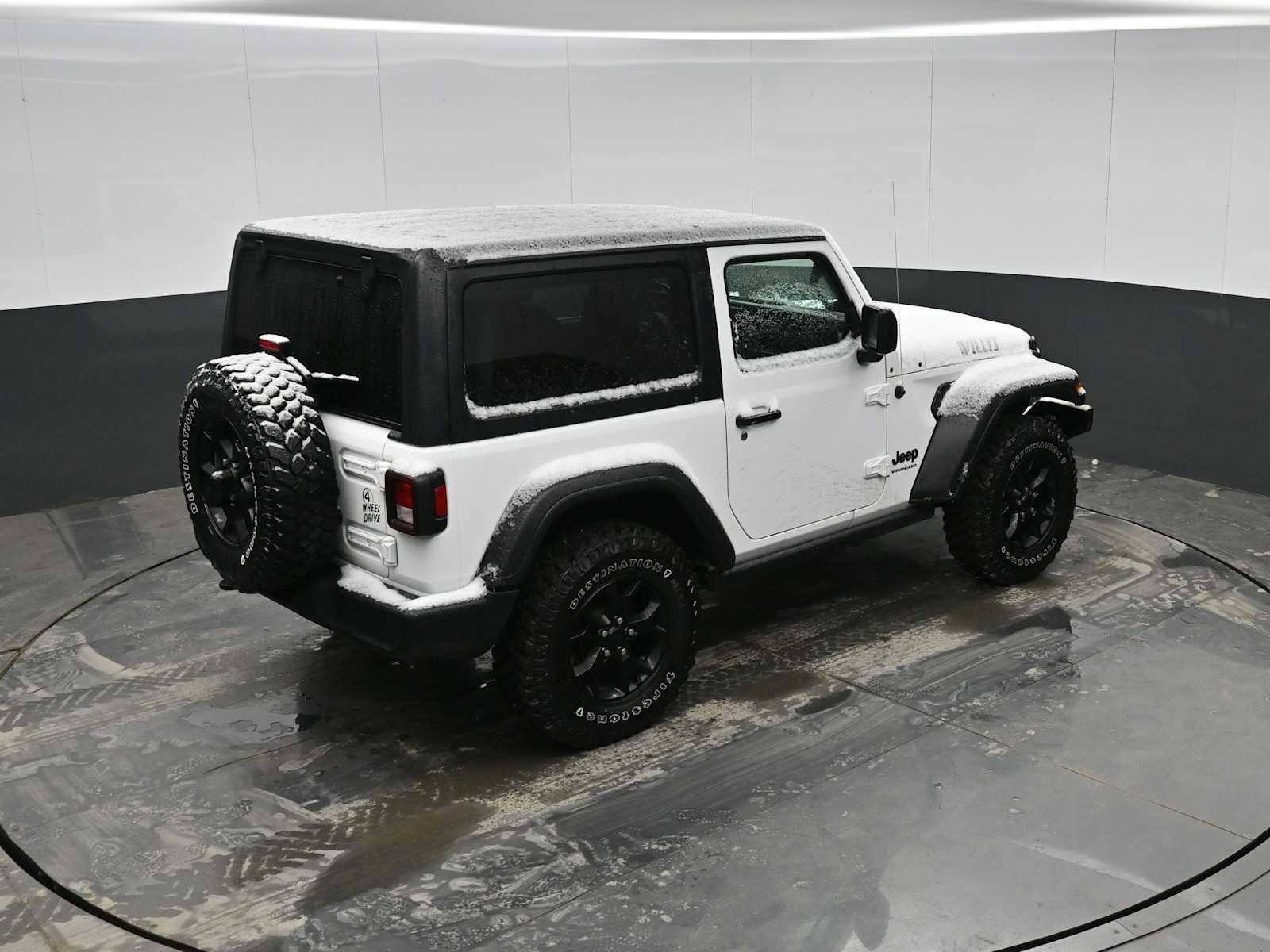 Used 2021 Jeep Wrangler Willys image 26