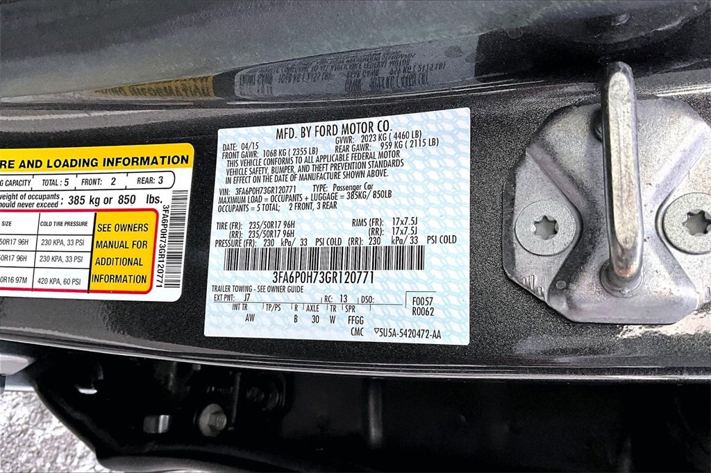 Used 2016 Ford Fusion SE image 18