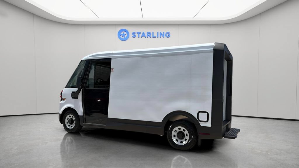 Used 2024 Chevrolet Brightdrop 400 w/ Commercial Equipment Package AWD/4WD image 4