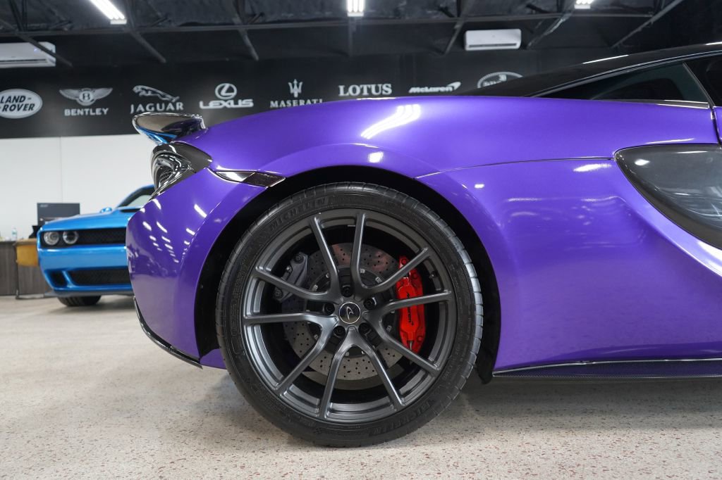 Used 2017 McLaren 570S Coupe RWD image 31