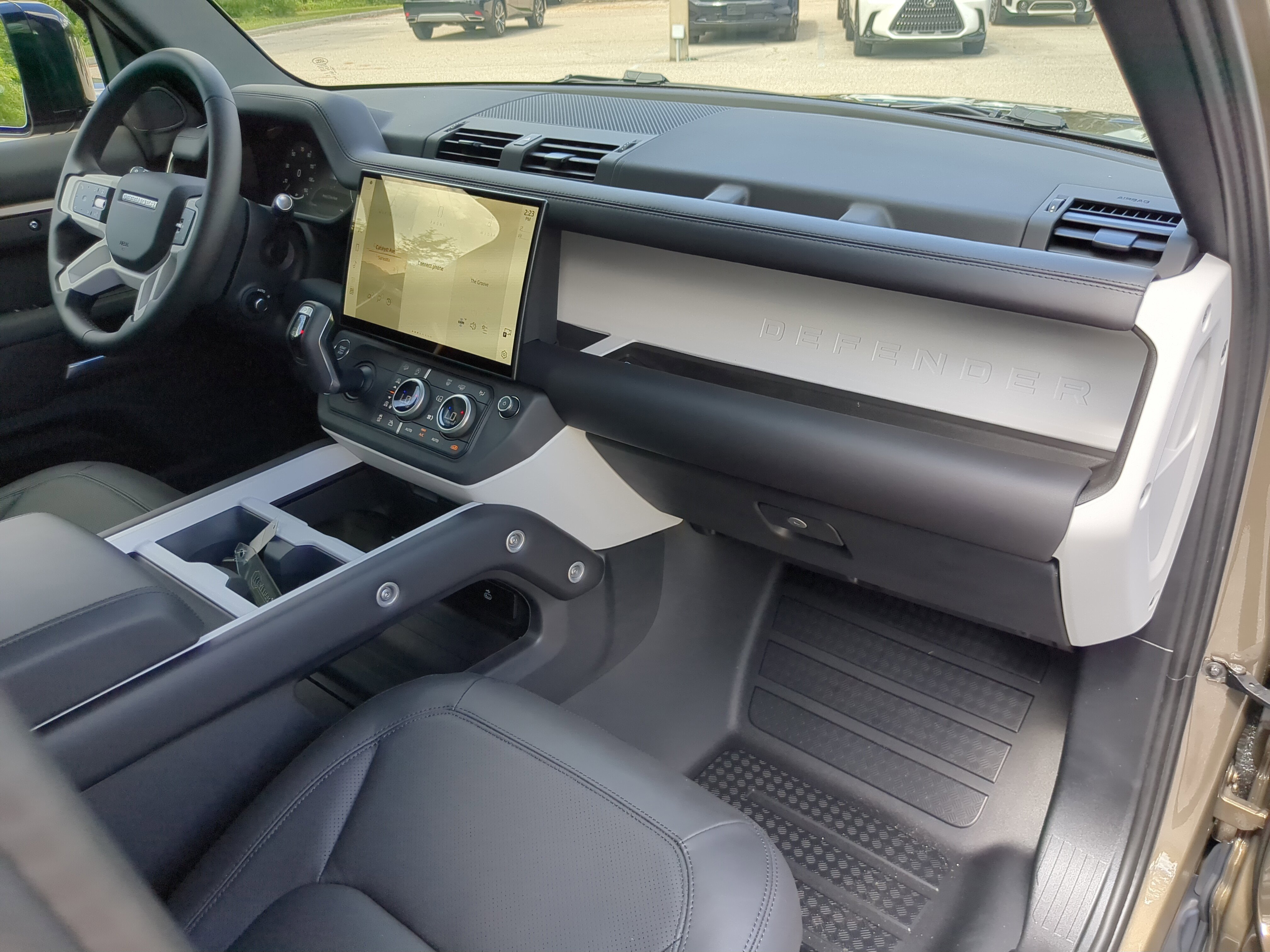 New 2026 Land Rover Defender 110 S image 11