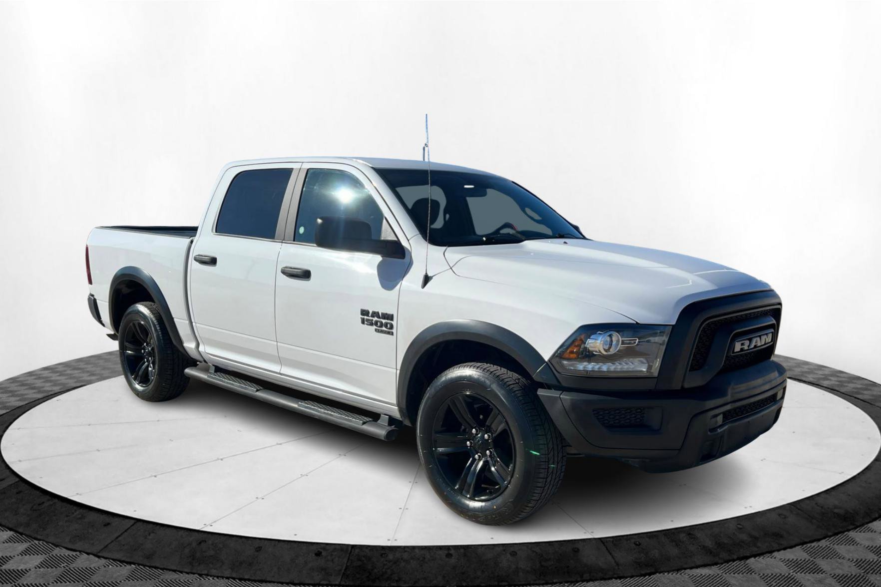 Used 2023 RAM 1500 Classic Warlock image 9