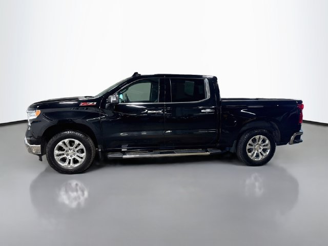 Used 2024 Chevrolet Silverado 1500 LTZ w/ LTZ Premium Package AWD/4WD image 9