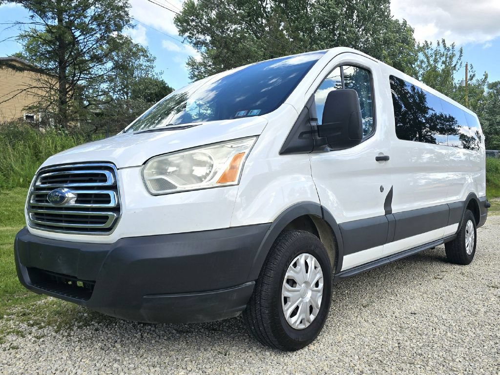 Used 2015 Ford Transit 350 XLT RWD image 5