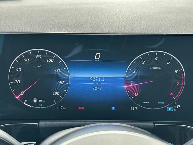 Used 2025 Mercedes-Benz GLA 250 4MATIC image 32